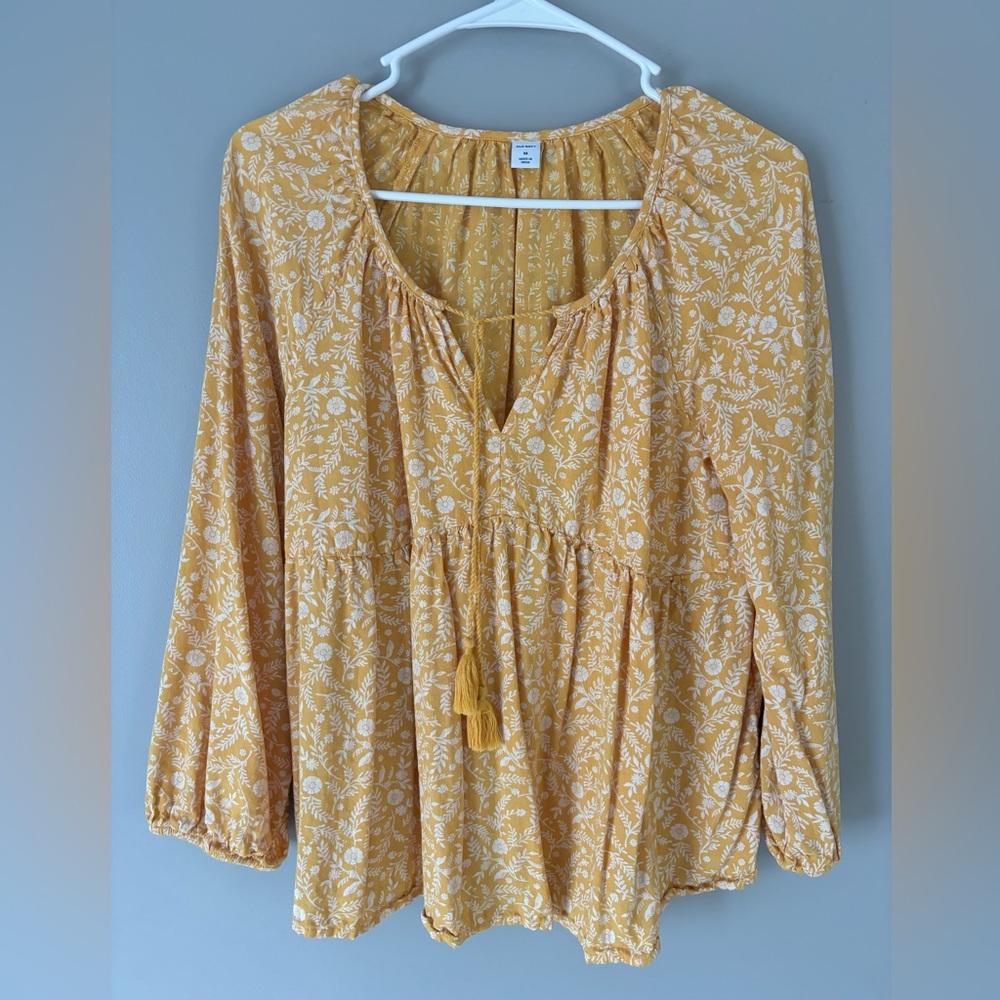 Women’s yellow paisley 3/4 sleeve blouse Medium